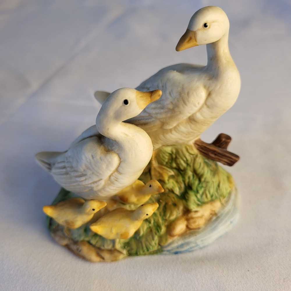 Vintage HOMCO Porcelain Goose Family, Mama, Papa and Babies  Cottagecore